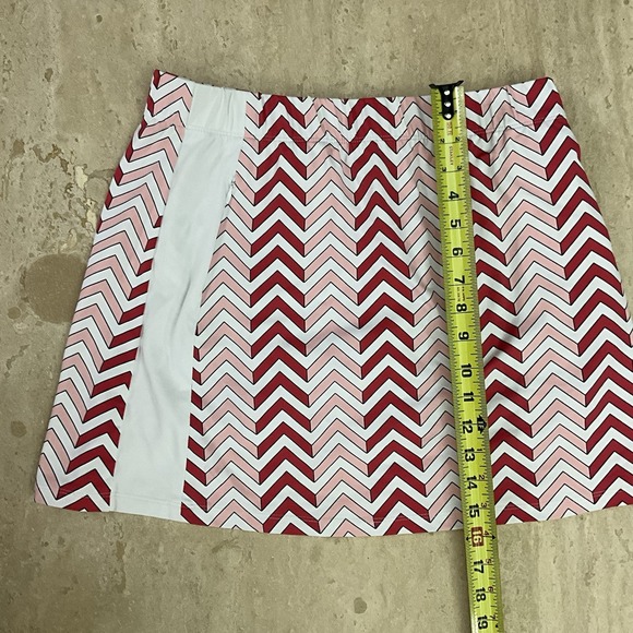 J.McLaughlin‎ Skort Chevron Print Pink Red White Golf Casual Active Medium - Picture 7 of 10
